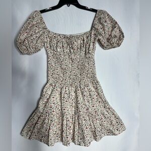 Sabo Floral Puff Sleeve Dress size S pre owned Exellent condition.
